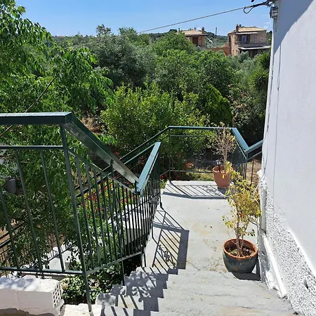 Appartamento Filoxenia 6 Kómboi