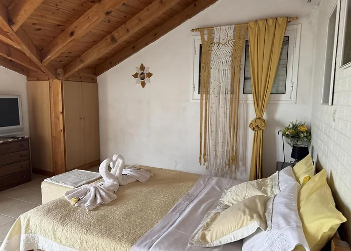 Apartmán Filoxenia 6 Kómboi